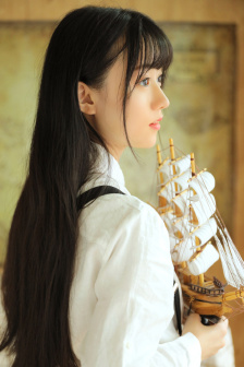 恶狼嘴里的小白兔